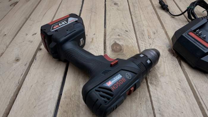 PACK TALADRO CARGADOR BATERIA BOSCH 18V-28