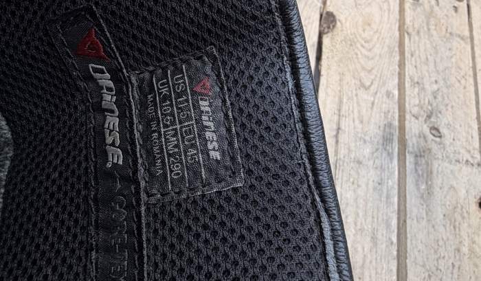 BOTAS MOTO DAINESE GORE-TEX 45 - QrBox.es