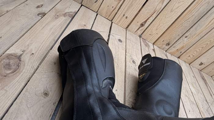 BOTAS MOTO DAINESE GORE-TEX 45 - QrBox.es