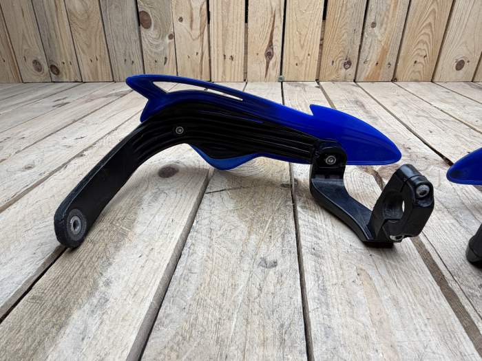 PARAMANOS ACERBIS AZUL - QrBox.es