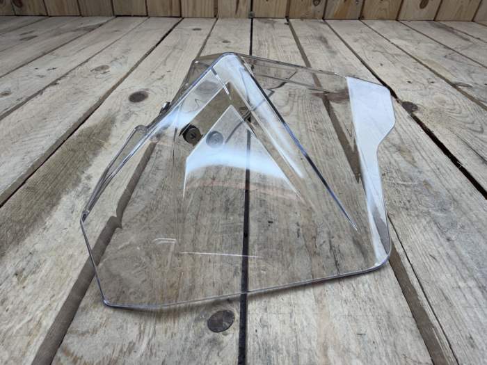 DEFLECTOR DE AIRE IZQUIERDO R1300GS ADVENTURE 23-25 - QrBox.es