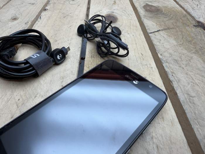 TELEFONO TERCERA EDAD SMARTPHONE DORO - QrBox.es
