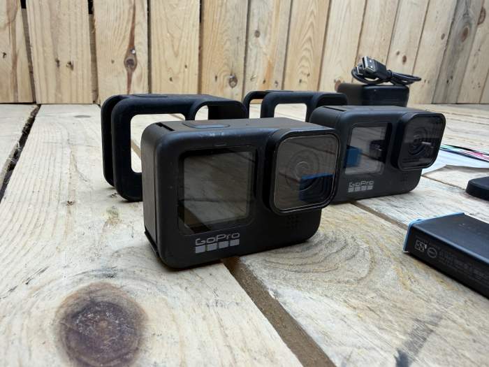 PACK 2 GOPRO HERO 9  BLACK + ACCESORIOS - QrBox.es