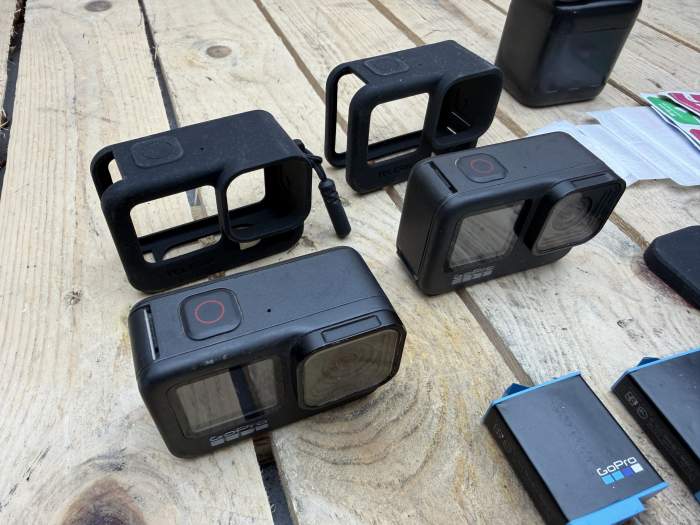 PACK 2 GOPRO HERO 9  BLACK + ACCESORIOS - QrBox.es