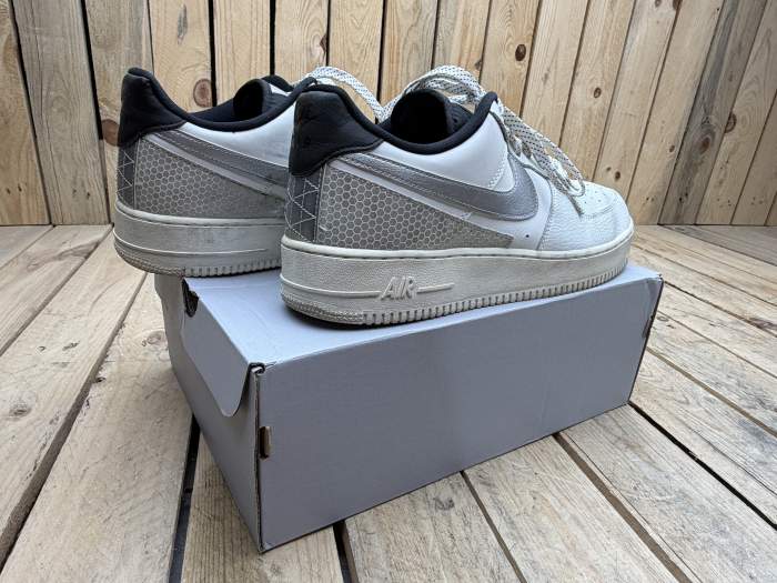 AIR FORCE 1 BLACK/WHITE 45 - QrBox.es