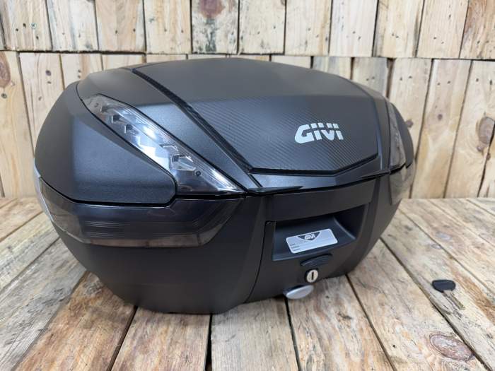 BAÚL TOP CASE GIVI V47NNT MONOKEY 47L