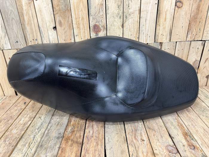 ASIENTO YAMAHA XMAX 125 06-09 3