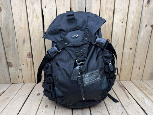 MOCHILA OAKLEY VINTAGE NEGRA