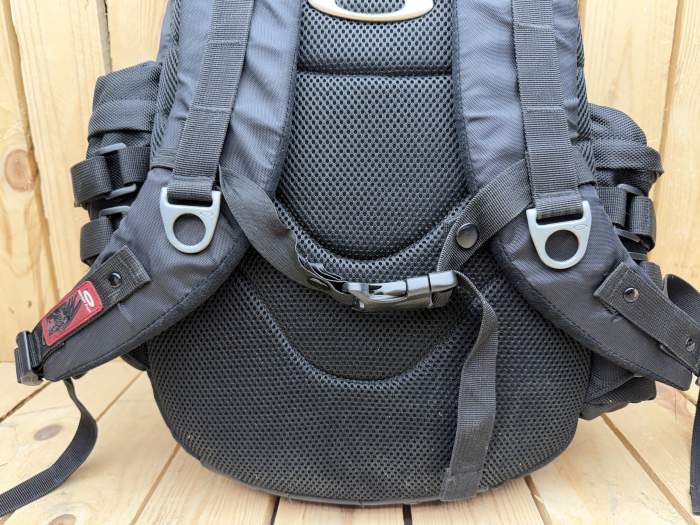 MOCHILA OAKLEY VINTAGE NEGRA