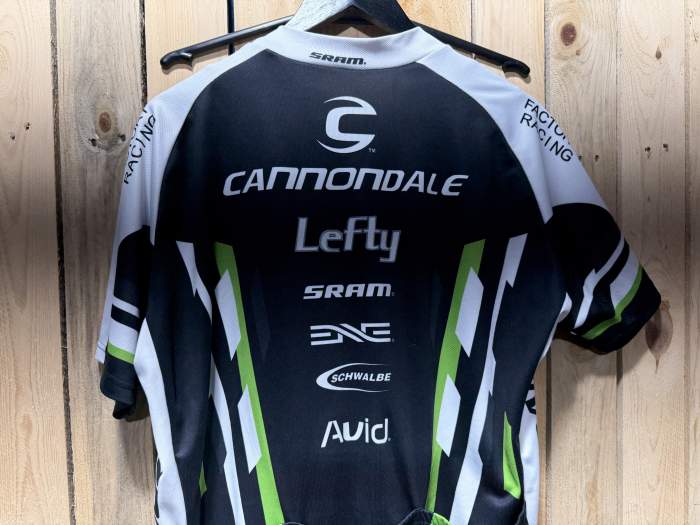 CONJUNTO CICLISMO 2XL CANNONDALE