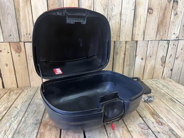 BAUL SHAD SH37 CON PARRILLA