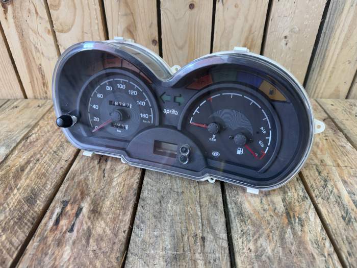 CUADRO DE INSTURMENTOS APRILIA ATLANTIC 125 03-08