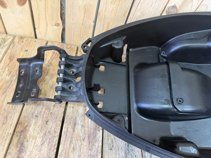COFRE APRILIA ATLANTIC 125 06-12