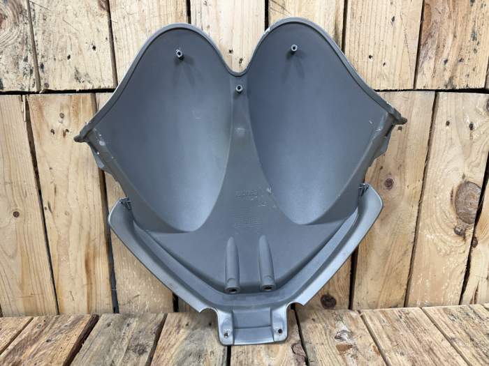 EMBELLECEDOR CUPULA APRILIA ATLANTIC 125 06-08