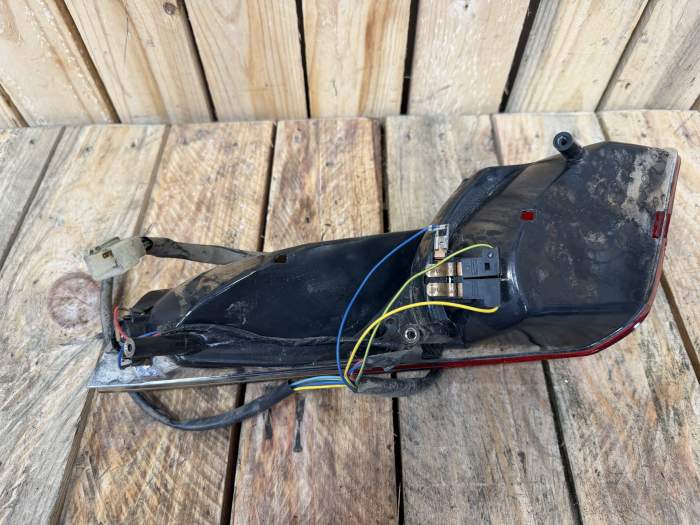 PILOTO TRASERO DERECHO APRILIA ATLANTIC 125 03-08