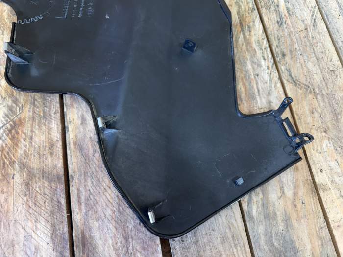 CARENADO DERECHO APRILIA ATLANTIC 125 06-08