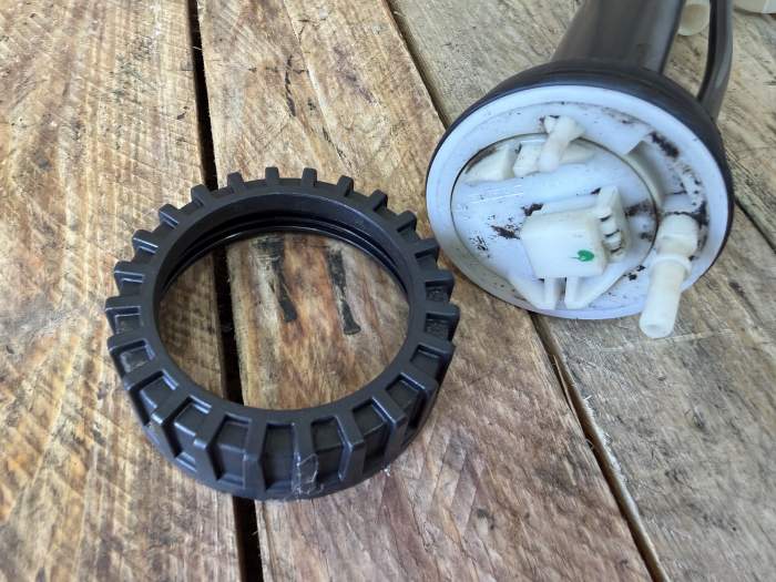 BOMBA COMBUSTIBLE APRILIA ATLANTIC 125 03-12