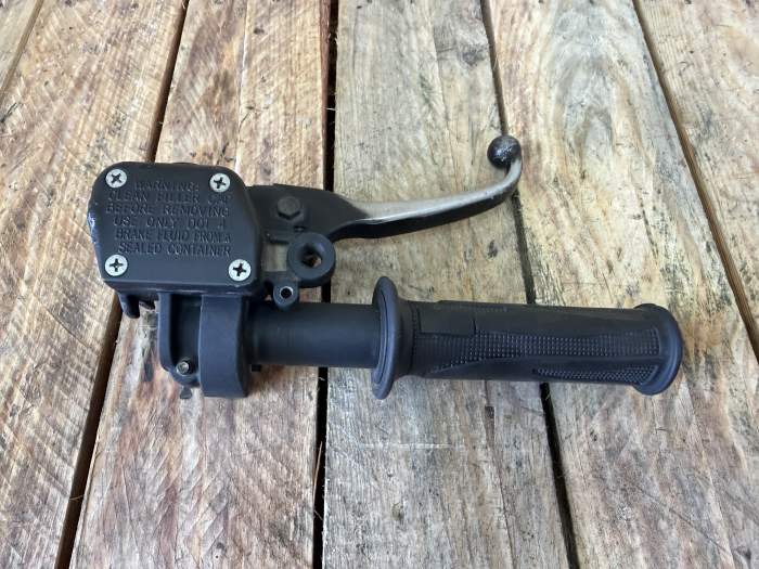 BOMBA FRENO DELANTERA APRILIA ATLANTIC 125 06-08
