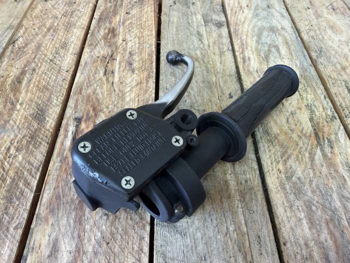 BOMBA FRENO DELANTERA APRILIA ATLANTIC 125 06-08
