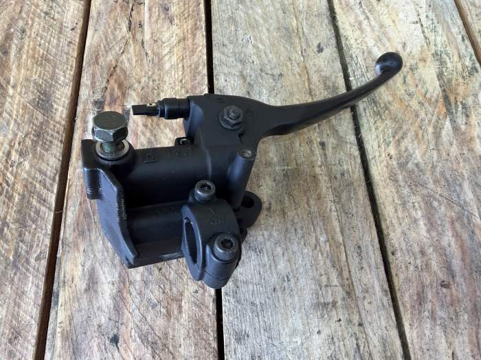 BOMBA DE FRENO TRASERA APRILIA ATLANTIC 125 03-08