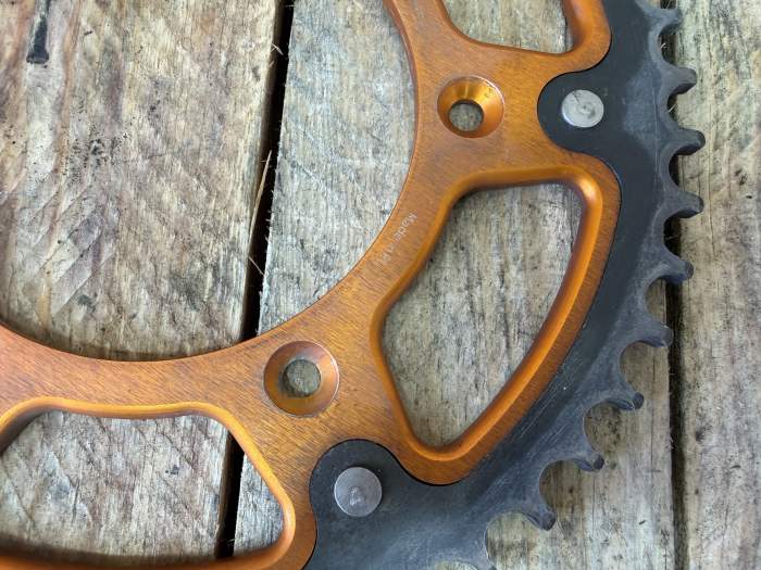 CORONA TRASERA DE ACERO KTM NARANJA Z50