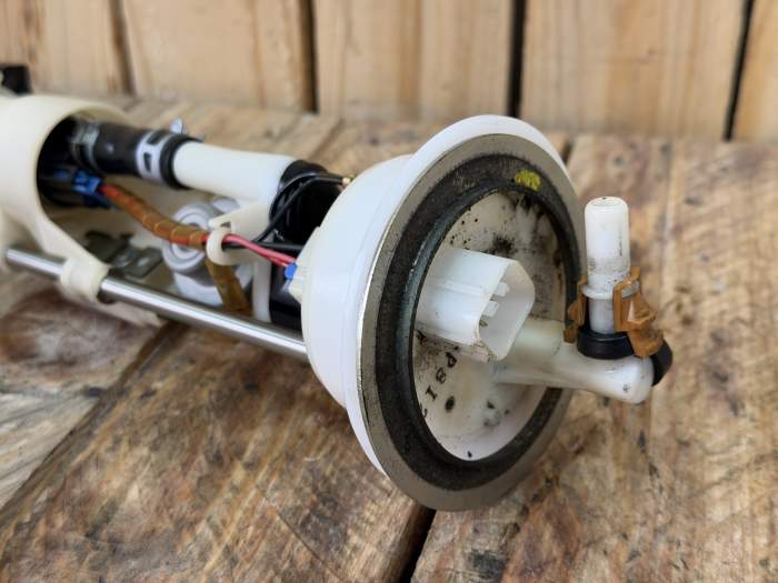 BOMBA COMBUSTIBLE HONDA S-WING 125 07-12