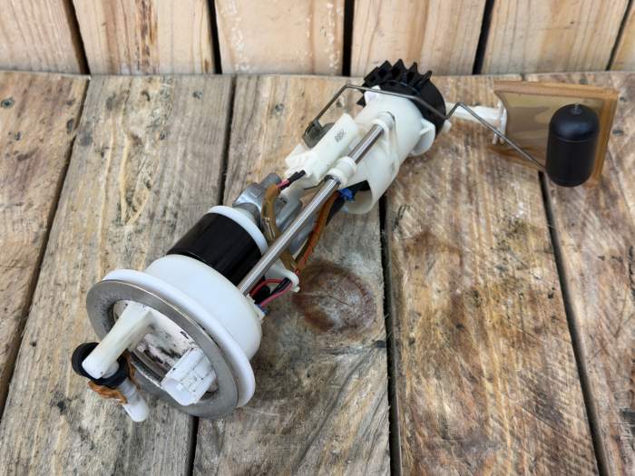 BOMBA COMBUSTIBLE HONDA S-WING 125 07-12