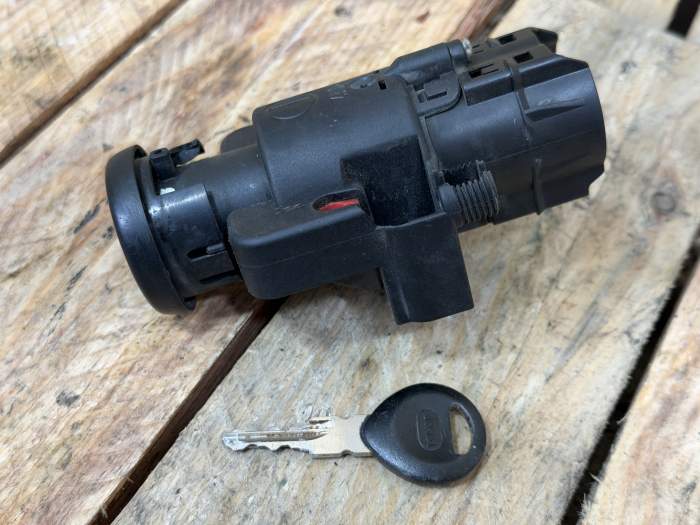 CLAUSOR ENCENDIDO HONDA S-WING 125 07-12