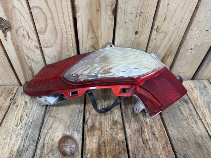 PILOTO TRASERO IZQUIERDO HONDA S-WING 125 07-12