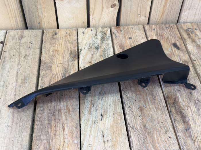 PLASTICO LATERAL DERECHO HONDA S-WING 125 07-12
