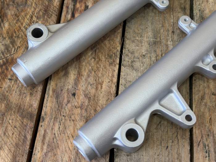 SUSPENSION DELANTERA HONDA S-WING 125 07-12 - QrBox.es