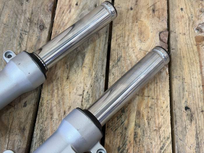SUSPENSION DELANTERA HONDA S-WING 125 07-12 - QrBox.es