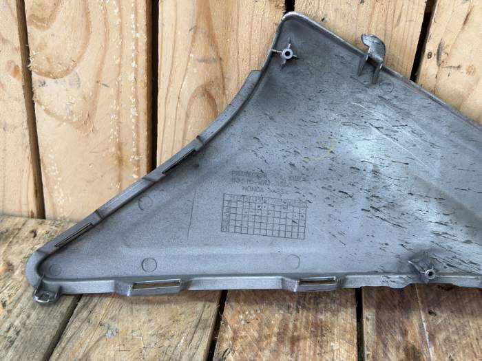TAPA IZQUIERDA HONDA S-WING 125 07-12 - QrBox.es