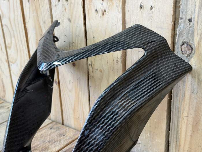 FRONTAL CARBONO KAWASAKI ER-6N 09-11 - QrBox.es