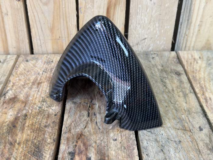 PROTECTOR CUENTAQUILOMETROS KAWASAKI ER-6N 09-11 - QrBox.es