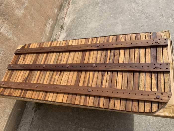 TARIMA DE MADERA 138X54 - QrBox.es