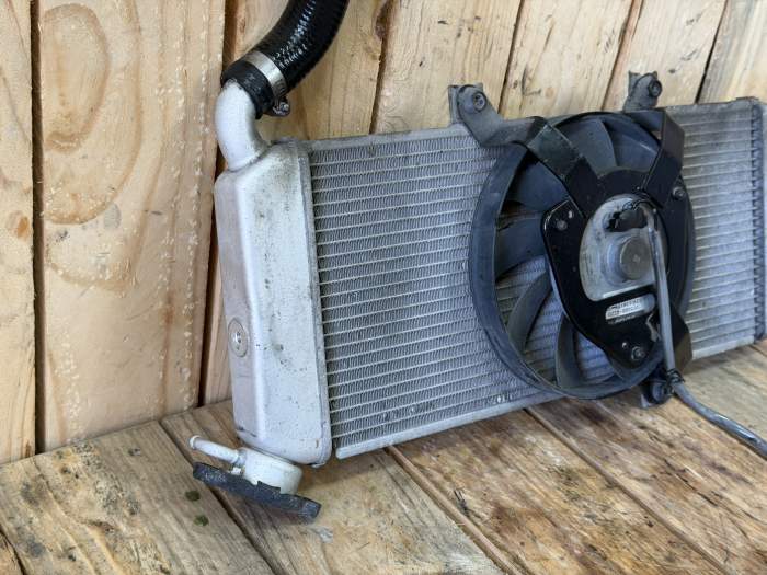 RADIADOR COMPLETO KAWASAKI ER-6N 09-11 - QrBox.es