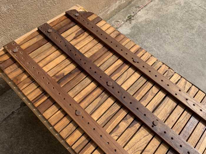TARIMA DE MADERA 138X54 - QrBox.es