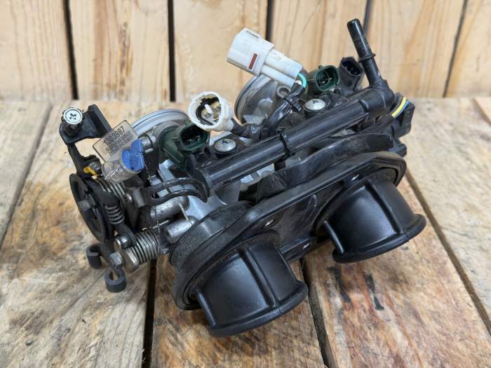 CUERPO DE INYECCION 35Kw KAWASAKI ER-6N 09-11 - QrBox.es