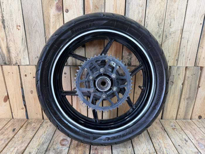 RUEDA TRASERA KAWASAKI ER-6N 09-11 - QrBox.es