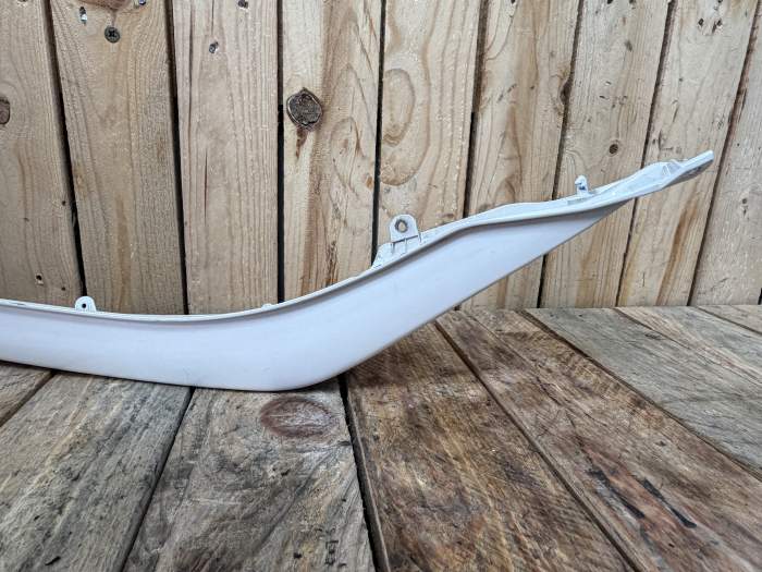 PLASTICO TRASERO IZQUIERDO KAWASAKI ER-6N 09-11