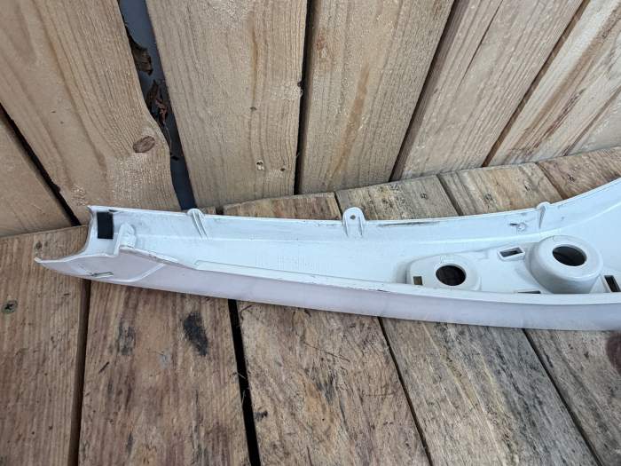 PLASTICO TRASERO IZQUIERDO KAWASAKI ER-6N 09-11
