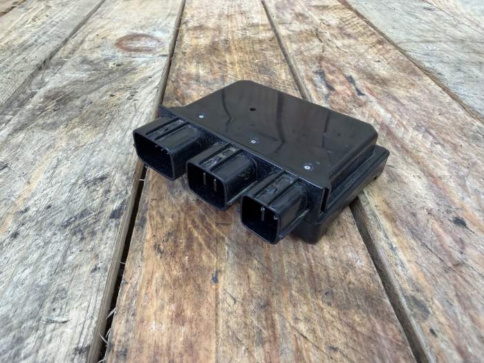 CAJA FUSIBLES KAWASAKI ER-6N 09-11