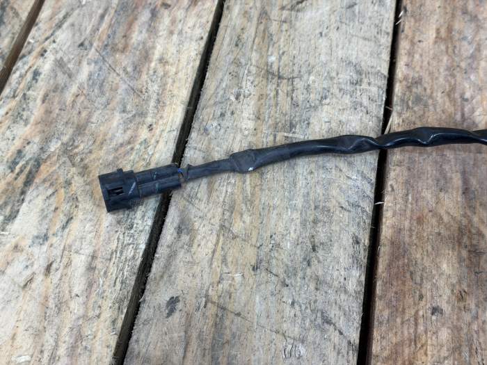 SENSOR FRENO TRASERO KAWASAKI ER-6N 09-11