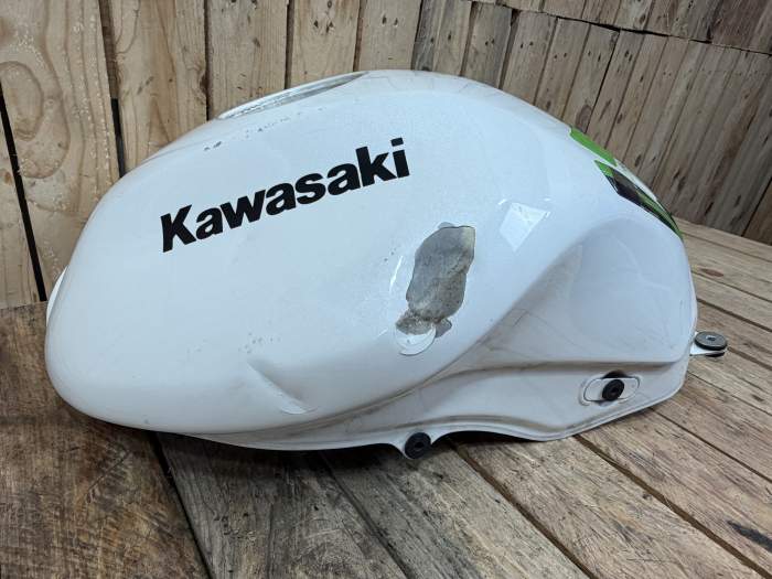 DEPOSITO COMBUSTIBLE KAWASAKI ER-6N 09-11