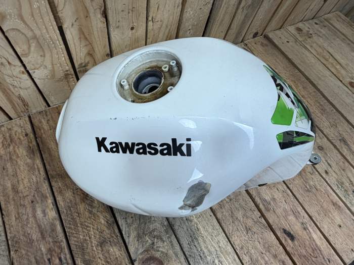 DEPOSITO COMBUSTIBLE KAWASAKI ER-6N 09-11