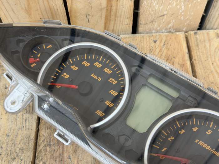 CUADRO INSTRUMENTOS SUZUKI BURGMAN 400 07-17