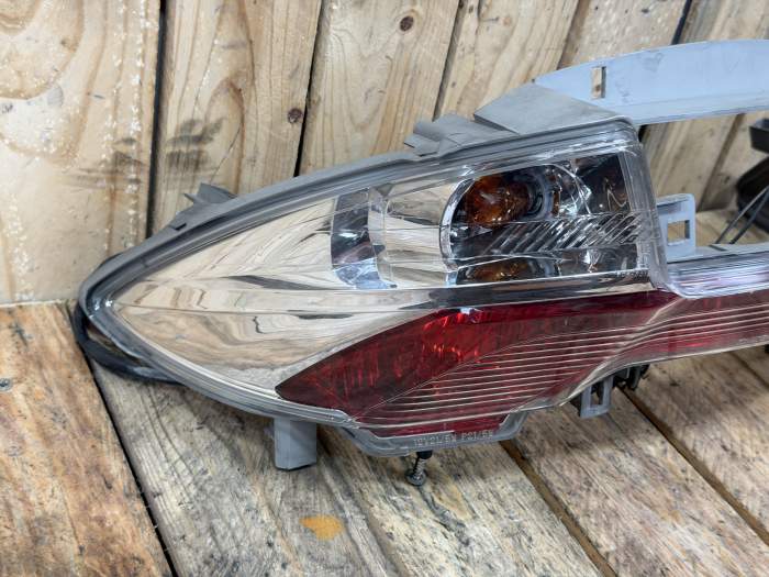 PILOTO TRASERO SUZUKI BURGMAN 400 07-17