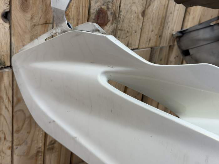 CARENADO FRONTAL BURGMAN 400 07-17