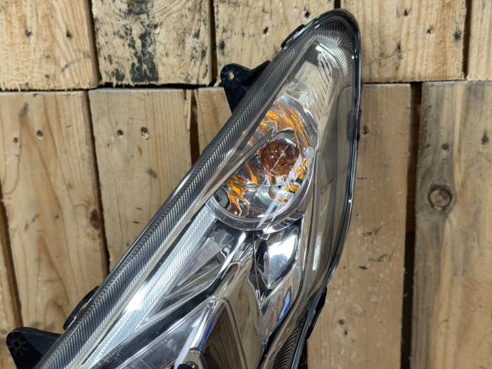 FARO IZQUIERDO BURGMAN 400 07-17